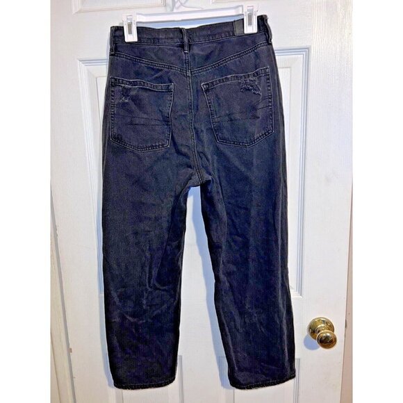 AMERICAN EAGLE Womens Black Wash Distressed Mom Straight Jeans Size 6 Short - Picture 6 of 15